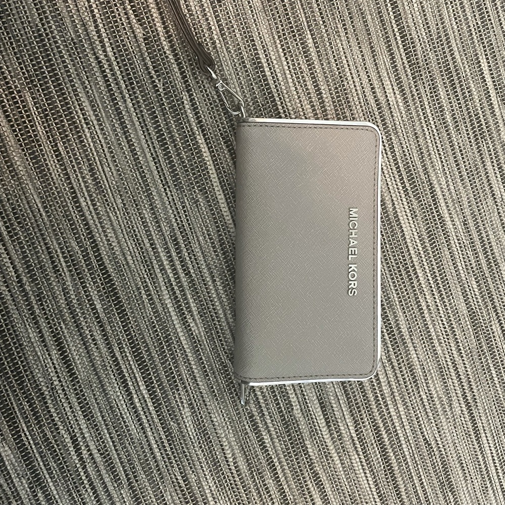 Michael Kors Wristlet